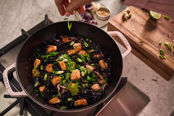 Red cabbage wok noodles with salmon